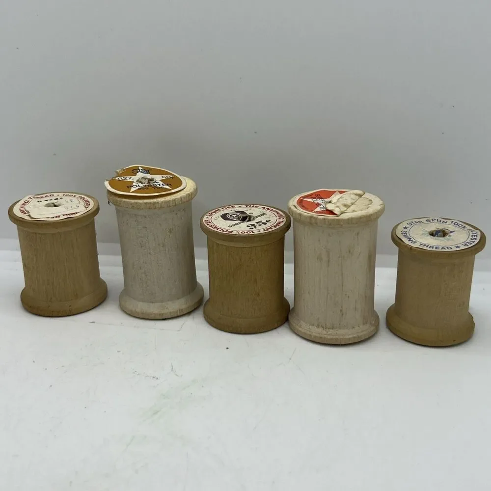 10 Vintage Empty Sewing Spools 5 Wooden, 3 Plastic, 2 Styrofoam‎